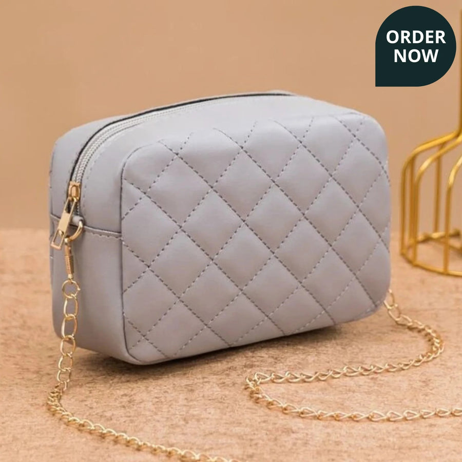 PURE CHIC