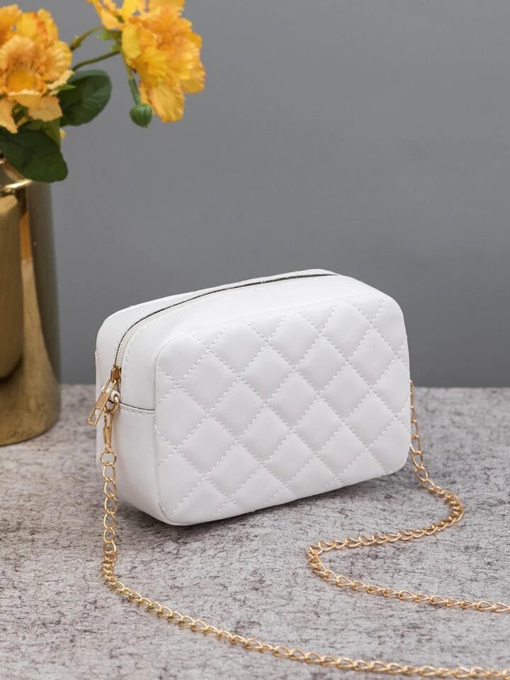 PURE CHIC