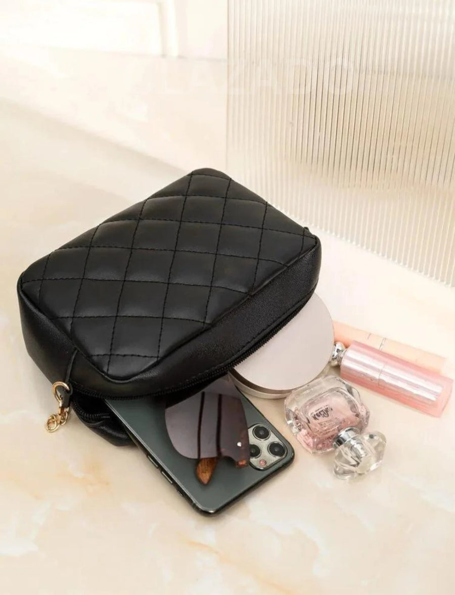 PURE CHIC